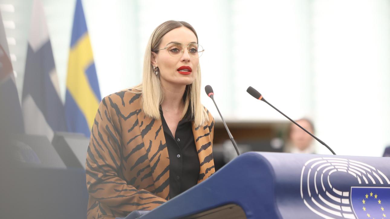 Ελεονώρα Μελέτη: Η καταλυτική συμβολή της σε ιστορική ευρωπαϊκή απόφαση για τις αμβλώσεις