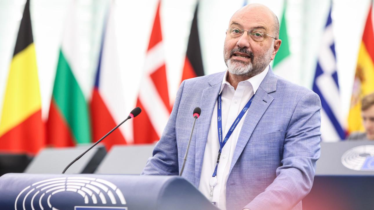 Σάκης Αρναούτογλου: Ζήτημα ζωής και θανάτου η εναέρια ορεινή διάσωση -Γιατί καθυστερεί το σύστημα HEMS στην Ελλάδα;